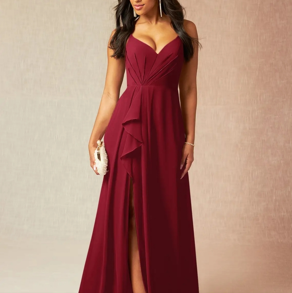 Floor length chiffon dress in burgundy